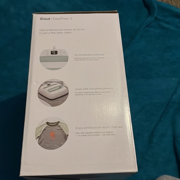 Cricut easy press 2 - Picture 2 of 2